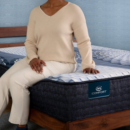 Serta iComfort Mattress - Smooth Top Level 1